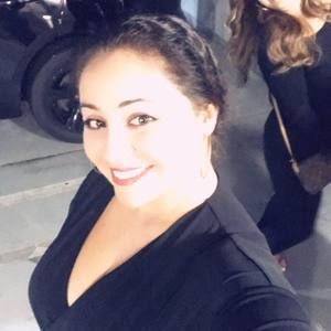 Meet your Posher, Laura